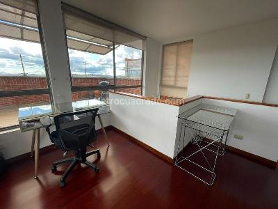Apartamento de 3 alcobas en arriendo en Camino Del Country, Bogotá, 180 m² · foto 7 de 18