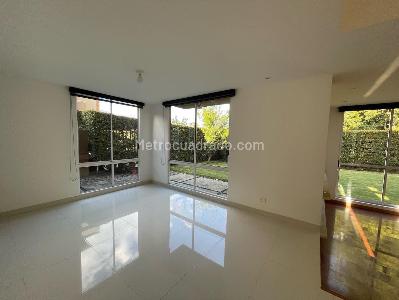 Casa de 3 alcobas en venta en Hacienda Fontanar, Chía, 240 m² · foto 6 de 9