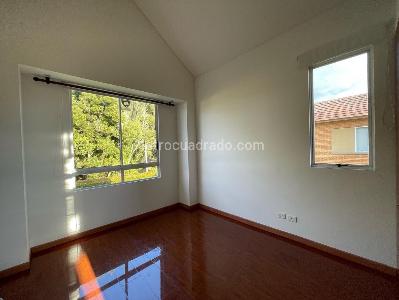 Casa de 3 alcobas en venta en Hacienda Fontanar, Chía, 240 m² · foto 7 de 9