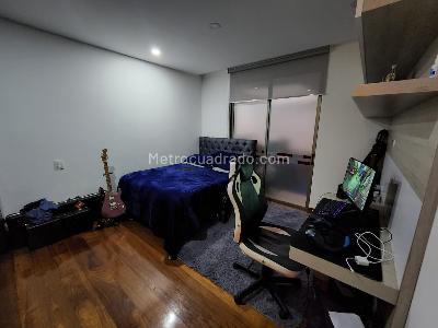 Apartamento de 5 alcobas en venta en Los Rosales, Bogotá, 230 m² · foto 11 de 19
