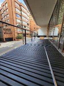 Apartamento de 5 alcobas en venta en Los Rosales, Bogotá, 230 m² · foto 3 de 19