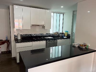 Apartamento de 3 alcobas en venta en Alejandria, Bogotá, 125 m² · foto 4 de 14