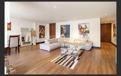 Apartamento de 3 alcobas en venta en Santa Bárbara Occidental, Bogotá, 166 m² · foto 1 de 13