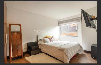 Apartamento de 3 alcobas en venta en Santa Bárbara Occidental, Bogotá, 166 m² · foto 5 de 13