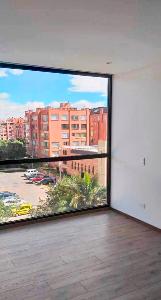 Apartamento de 3 alcobas en venta en Chico Navarra, Bogotá, 151 m² · foto 5 de 8