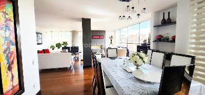 Apartamento de 3 alcobas en venta en Chico Navarra, Bogotá, 236 m² · foto 2 de 18