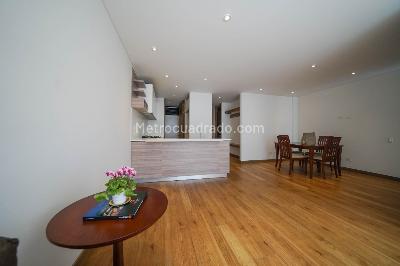 Apartamento de 3 alcobas en venta en Santa Bárbara Central, Bogotá, 118 m² · foto 2 de 20