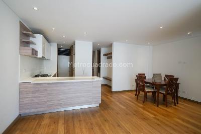Apartamento de 3 alcobas en venta en Santa Bárbara Central, Bogotá, 118 m² · foto 3 de 20