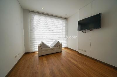 Apartamento de 3 alcobas en venta en Santa Bárbara Central, Bogotá, 118 m² · foto 4 de 20
