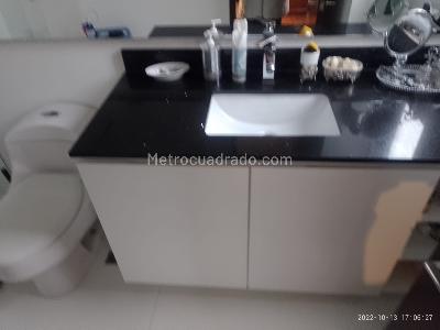 Apartamento de 3 alcobas en venta en Chico Navarra, Bogotá, 270 m² · foto 12 de 19