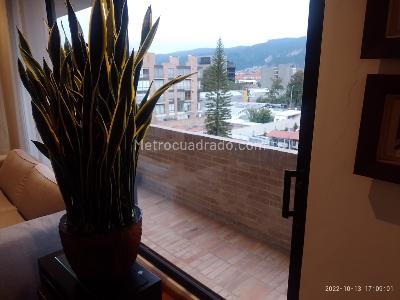 Apartamento de 3 alcobas en venta en Chico Navarra, Bogotá, 270 m² · foto 15 de 19