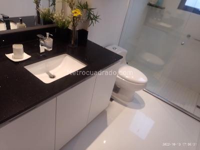 Apartamento de 3 alcobas en venta en Chico Navarra, Bogotá, 270 m² · foto 19 de 19