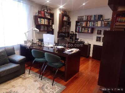 Apartamento de 3 alcobas en venta en Chico Navarra, Bogotá, 270 m² · foto 6 de 19