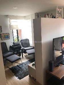 Apartamento de 2 alcobas en venta en Calleja Baja, Bogotá, 83 m² · foto 4 de 20