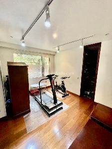 Apartamento de 4 alcobas en venta en Chapinero Emaus, Bogotá, 248 m² · foto 8 de 9