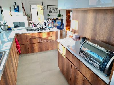 Apartamento de 3 alcobas en venta en Del Monte 1, Bogotá, 82 m² · foto 3 de 13