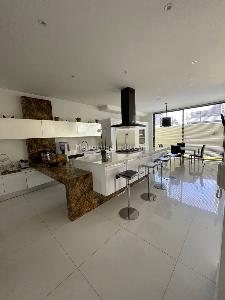 Casa en venta en San José De Bavaria, Bogotá · foto 2 de 20