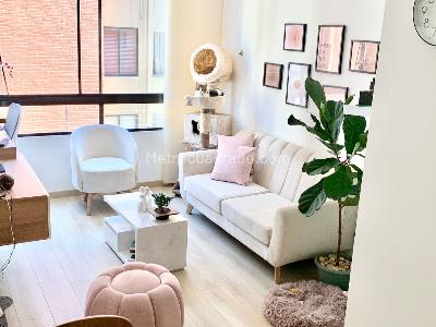 Apartamento en venta en Quinta Paredes, Bogotá · foto 2 de 15