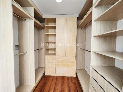 Apartamento de 2 alcobas en venta en Chico Navarra Chico, Bogotá, 123 m² · foto 11 de 14