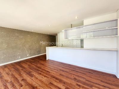 Apartamento de 2 alcobas en venta en Chico Navarra Chico, Bogotá, 123 m² · foto 12 de 14