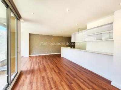 Apartamento de 2 alcobas en venta en Chico Navarra Chico, Bogotá, 123 m² · foto 3 de 14