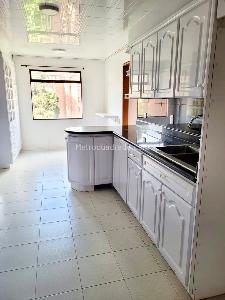 Apartamento de 4 alcobas en venta en Montearroyo, Bogotá, 250 m² · foto 7 de 11