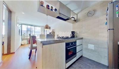 Apartamento en venta en Santa Barbara Oriental, Bogotá · foto 2 de 5