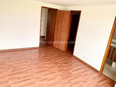 Apartamento de 3 alcobas en arriendo en Santa Ana Occidental Usaquen, Bogotá, 147 m² · foto 10 de 18