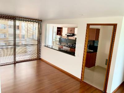 Apartamento de 3 alcobas en arriendo en Santa Ana Occidental Usaquen, Bogotá, 147 m² · foto 4 de 18