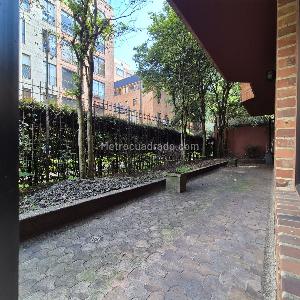 Apartamento de 2 alcobas en venta en Chico Reservado, Bogotá, 84 m² · foto 16 de 20