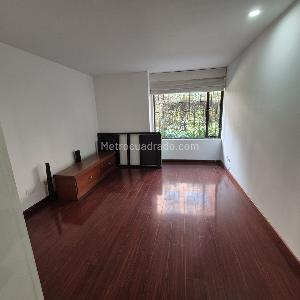 Apartamento de 2 alcobas en venta en Chico Reservado, Bogotá, 84 m² · foto 6 de 20