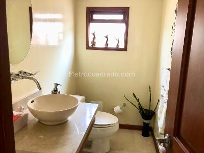 Casa de 4 alcobas en venta en San Jose De Bavaria, Bogotá, 500 m² · foto 11 de 19