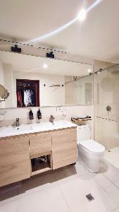 Apartamento de 3 alcobas en venta en Colina Gratamira, Bogotá, 132 m² · foto 3 de 8