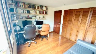 Apartamento de 3 alcobas en venta en Colina Gratamira, Bogotá, 132 m² · foto 5 de 8