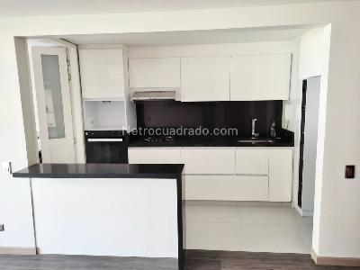Apartamento en venta en Cedritos Oriental, Bogotá · foto 5 de 10