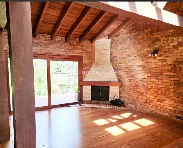 Casa de 3 alcobas en venta en Vereda El Hato, La Calera, 320 m² · foto 3 de 12