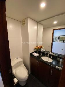 Apartamento de 2 alcobas en venta en Buganvilla Multicentro, Bogotá, 137 m² · foto 15 de 16