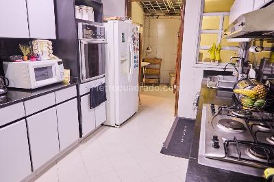 Casa de 3 alcobas en venta en San Patricio, Bogotá, 225 m² · foto 8 de 20