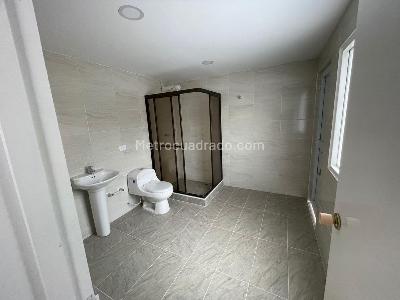 Casa en venta en Mandalay, Bogotá · foto 4 de 20