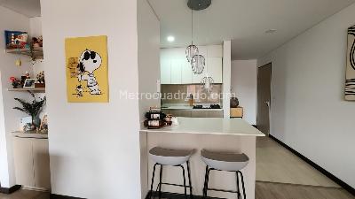 Apartamento de 2 alcobas en venta en Caobos Salazar Cedritos, Bogotá, 74 m² · foto 10 de 15