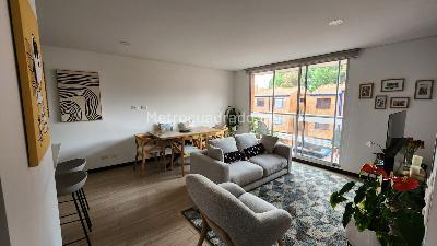 Apartamento de 2 alcobas en venta en Caobos Salazar Cedritos, Bogotá, 74 m² · foto 11 de 15