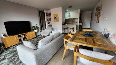 Apartamento de 2 alcobas en venta en Caobos Salazar Cedritos, Bogotá, 74 m² · foto 1 de 15