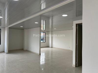 Casa de 5 alcobas en venta en La Fragua, Bogotá, 480 m² · foto 2 de 6