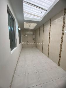 Apartamento en venta en Santa Barbara Central, Bogotá · foto 2 de 9