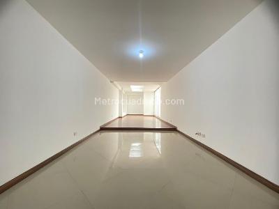 Apartamento en venta en Santa Barbara Central, Bogotá · foto 9 de 9