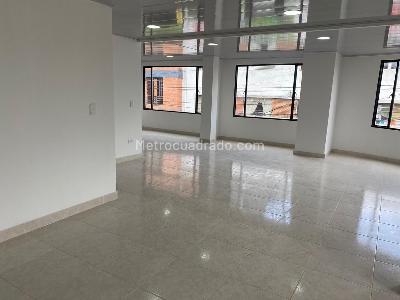 Casa de 5 alcobas en venta en La Fraguita, Bogotá, 480 m² · foto 3 de 6
