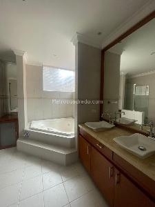 Apartamento de 3 alcobas en arriendo en Bellavista Rosales, Bogotá, 206 m² · foto 15 de 15