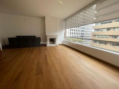 Apartamento de 3 alcobas en arriendo en Bellavista Rosales, Bogotá, 206 m² · foto 3 de 15