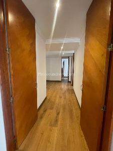 Apartamento de 3 alcobas en arriendo en Bellavista Rosales, Bogotá, 206 m² · foto 9 de 15