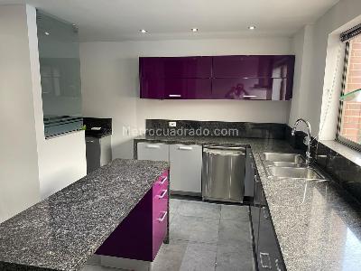 Apartamento de 3 alcobas en venta en Chico Reservado, Bogotá, 222 m² · foto 15 de 17